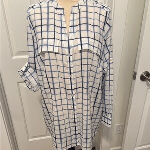 Calvin Klein Blue and White Blouse with V-Neck and Roll-Up Sleeves